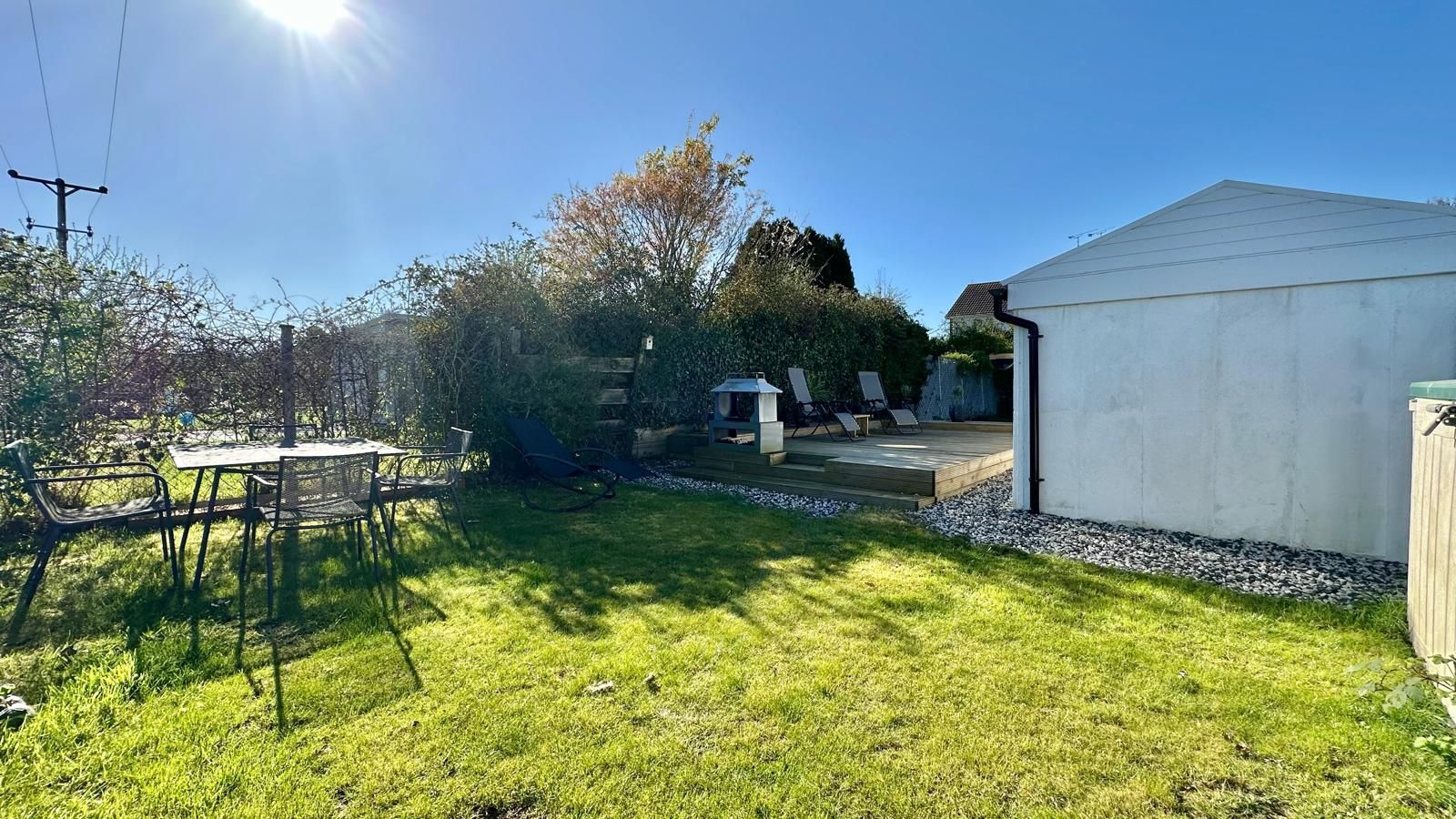 3 bedroom semi-detached house Sold in Coventry - Photograph 12.