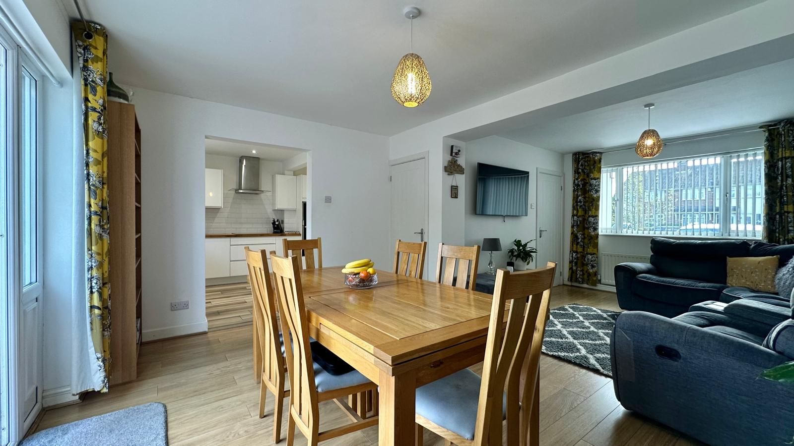 3 bedroom mid terraced house For Sale in Coventry - Photograph 22.