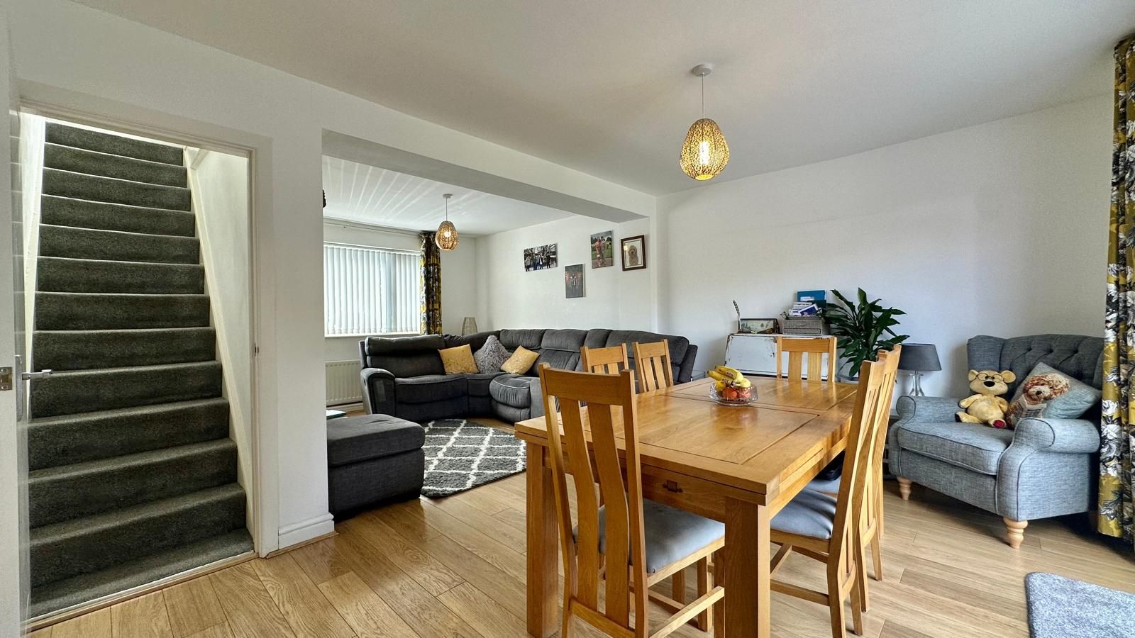 3 bedroom mid terraced house For Sale in Coventry - Photograph 9.