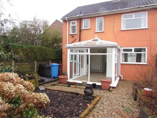 3 Bed End Terraced House To Rent - Rear