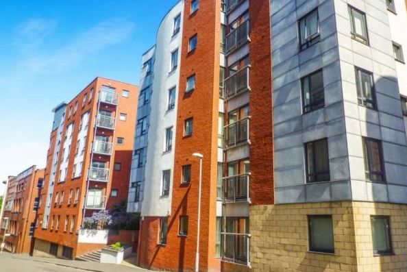 2 Bed Apartment Flat/apartment To Rent - Photograph 1