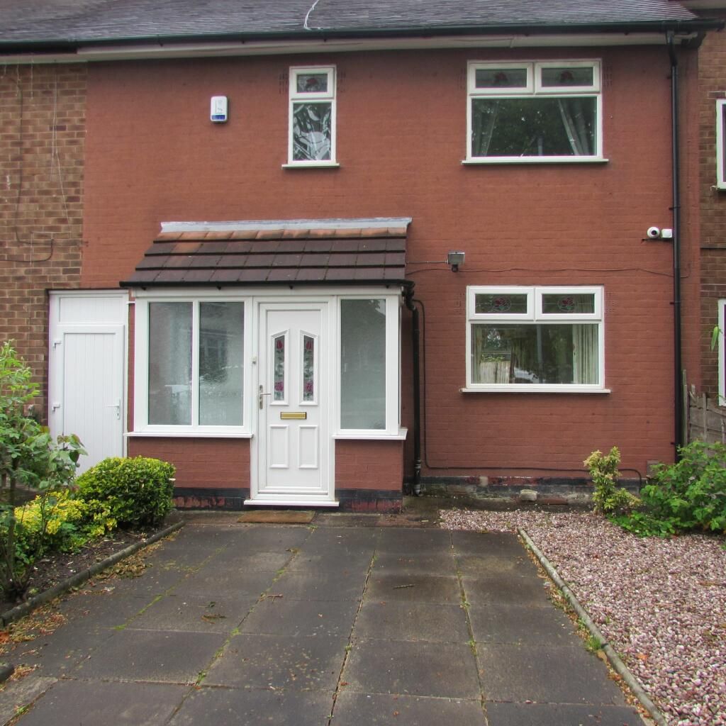 2 Bed Mid Terraced House To Rent - Photograph 1