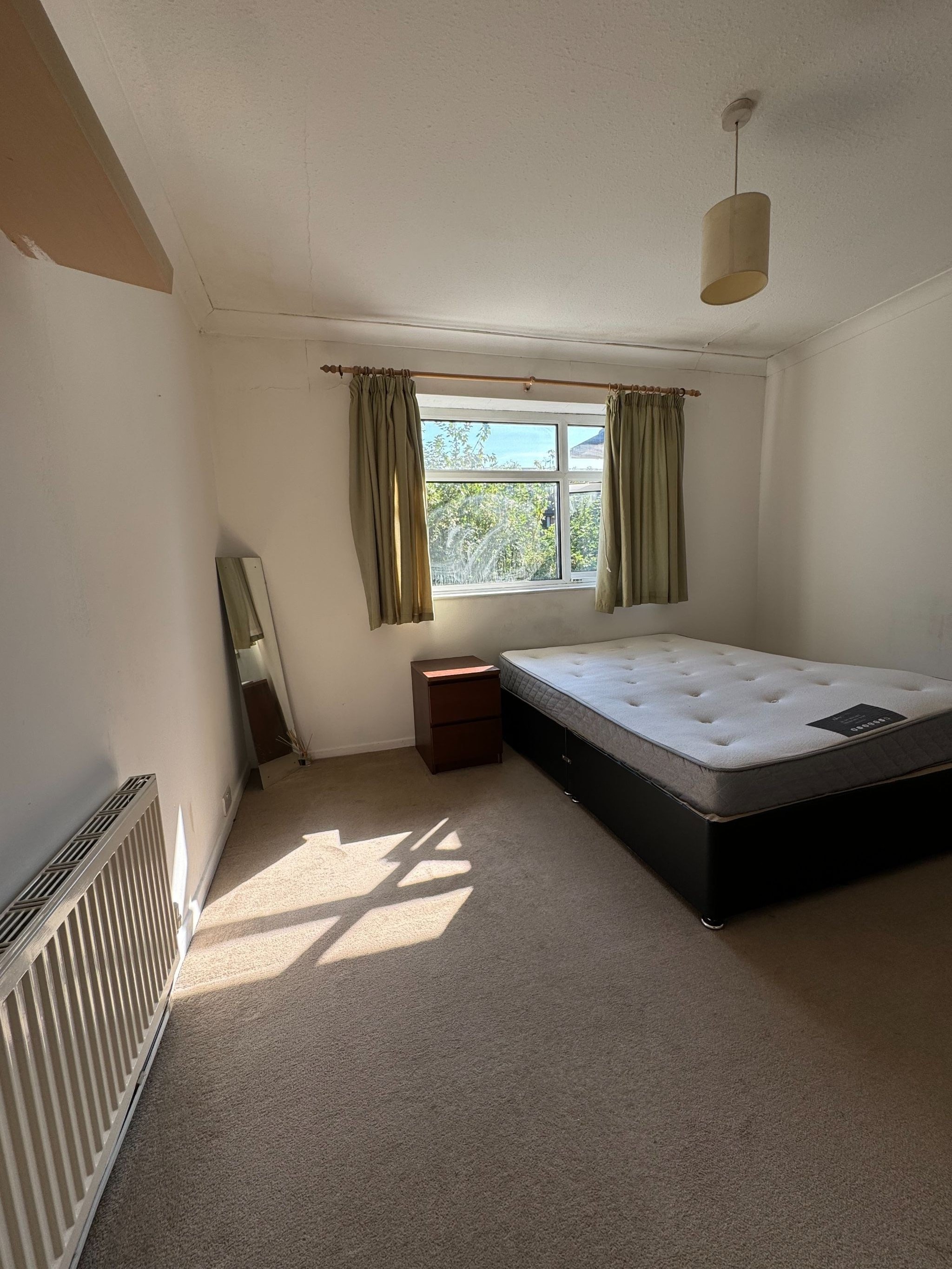 2 Bed Flat Flat/apartment To Rent - Photograph 8