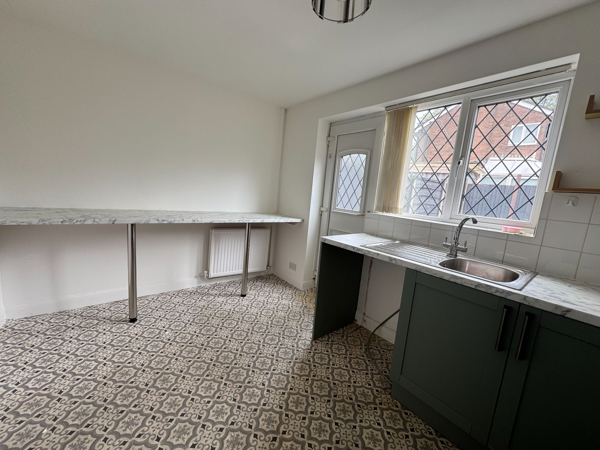 2 Bed Mid Terraced House To Rent - Photograph 3