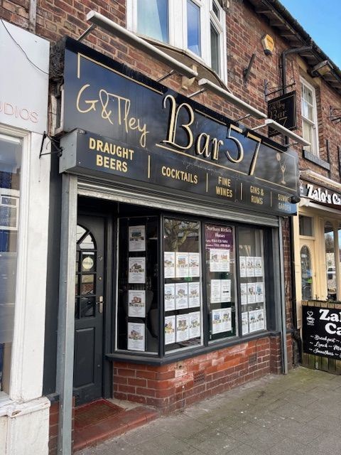 Public House For Sale - Photograph 2