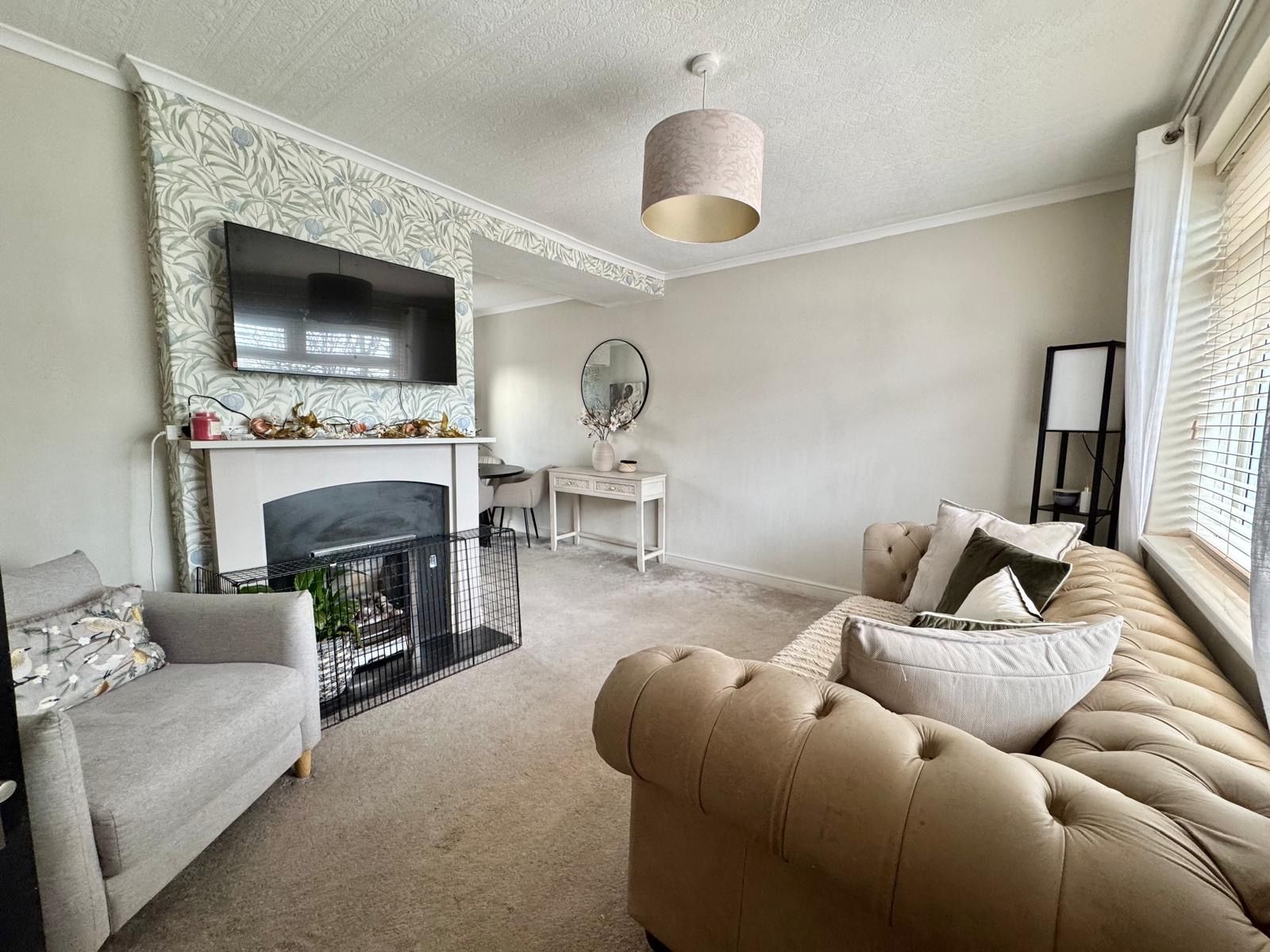 3 Bed Mid Terraced House For Sale - Photograph 3