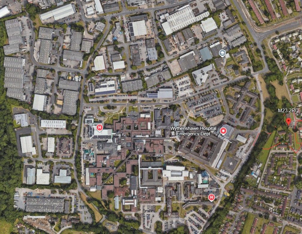 2 Bed Ground Floor Flat/apartment For Sale - Across The Way From The Hospital