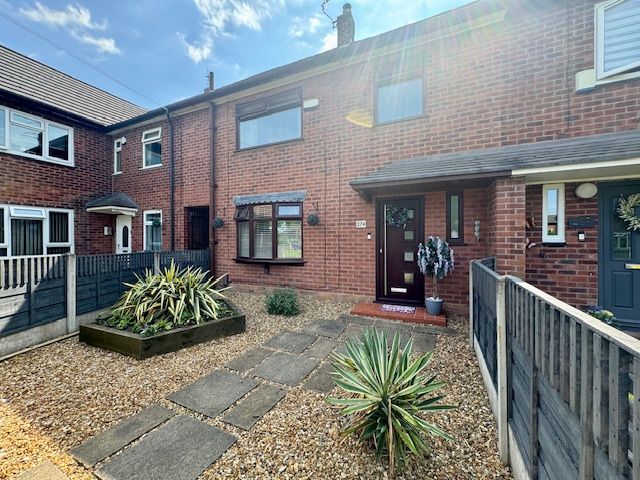 3 Bed Mid Terraced House For Sale - Photograph 1