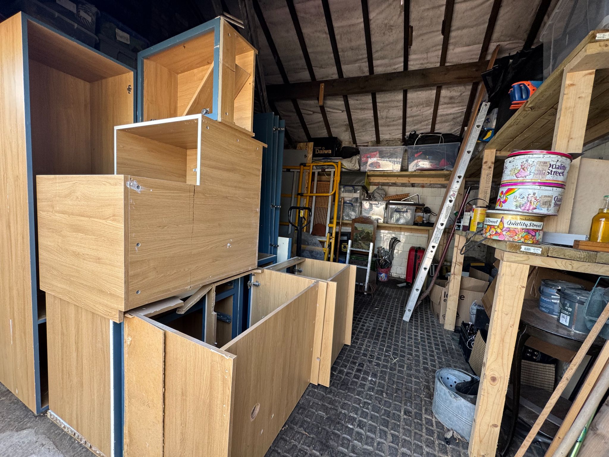 Empty Retail Premises For Sale - Photograph 3