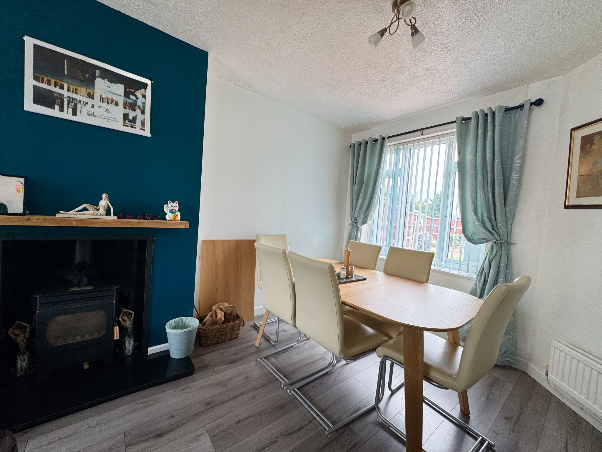 3 Bed Mid Terraced House For Sale - Photograph 4