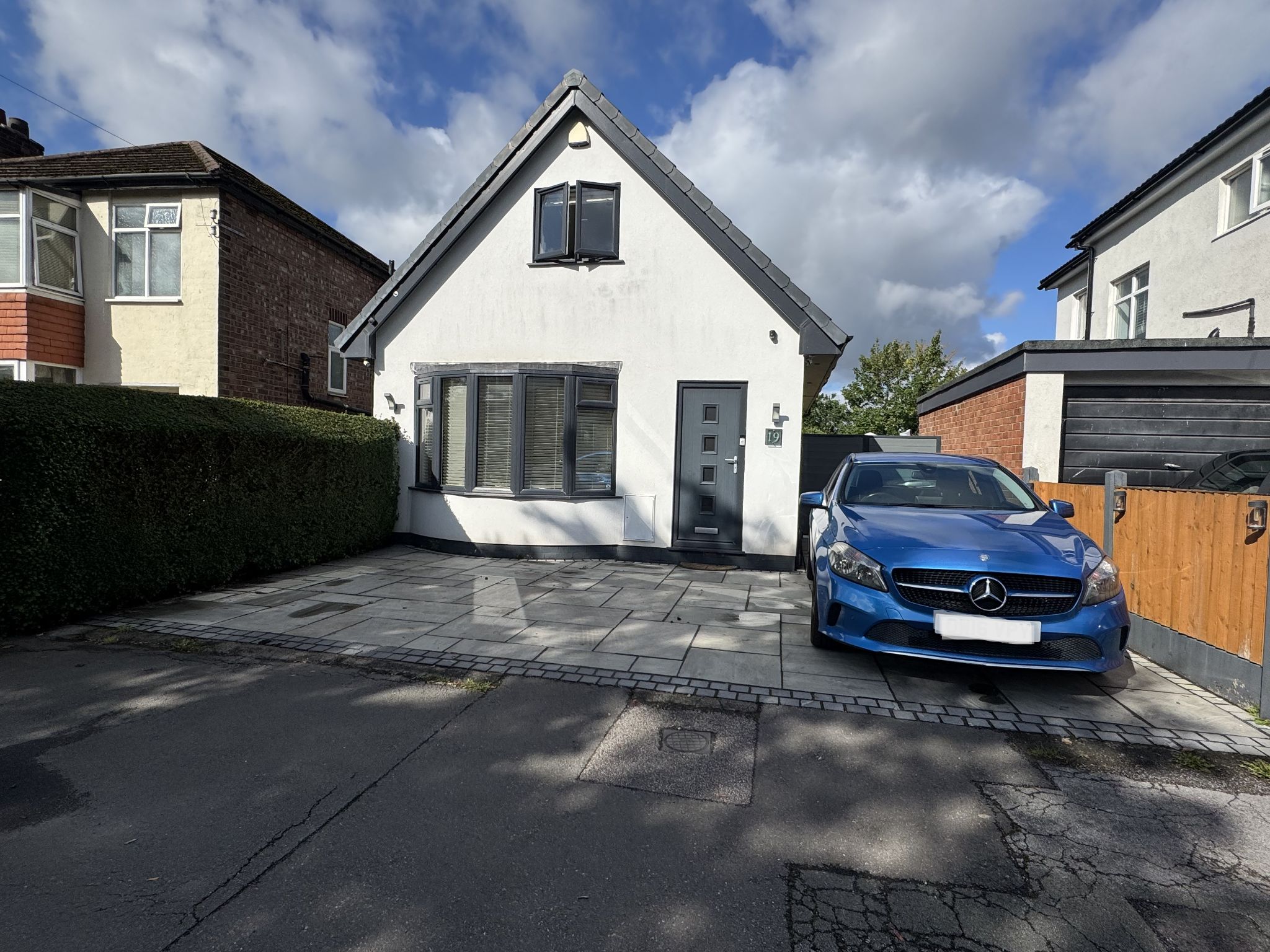 2 Bed Detached House For Sale - Photograph 1