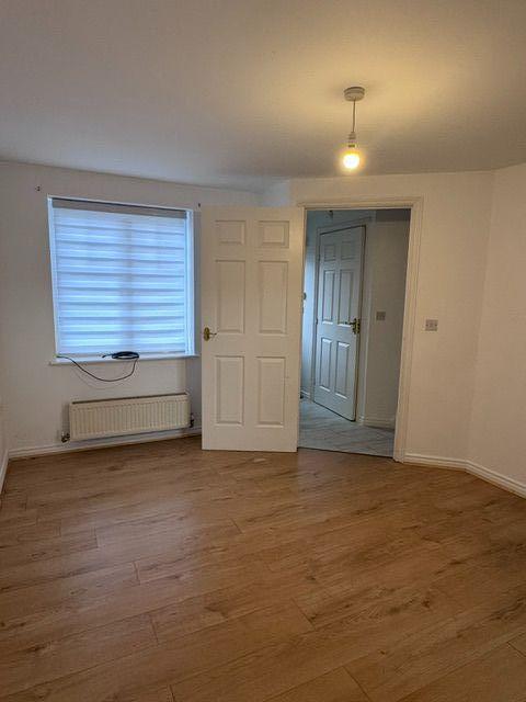 2 Bed Mid Terraced House To Rent - Photograph 1