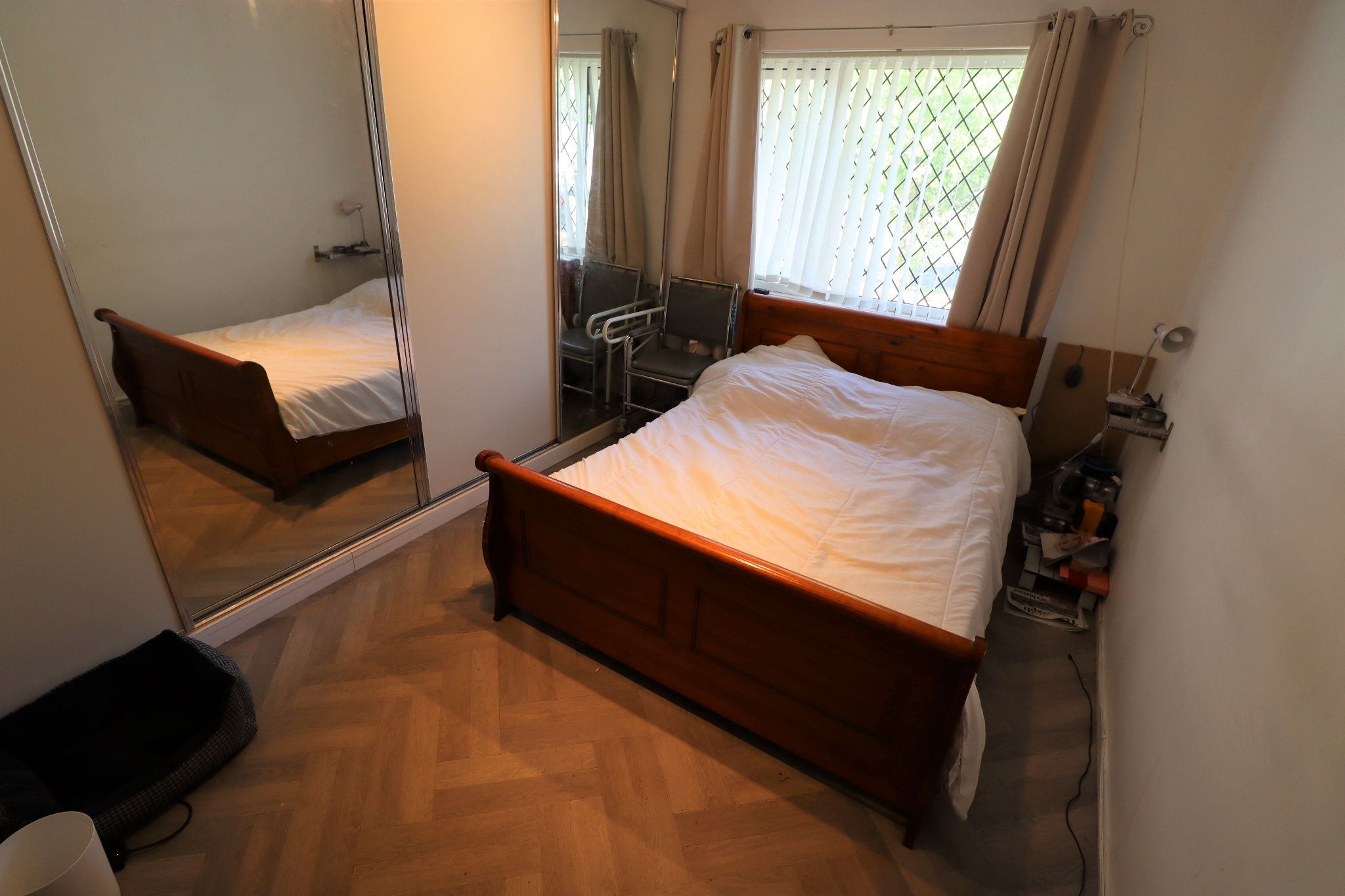 Secondary property image