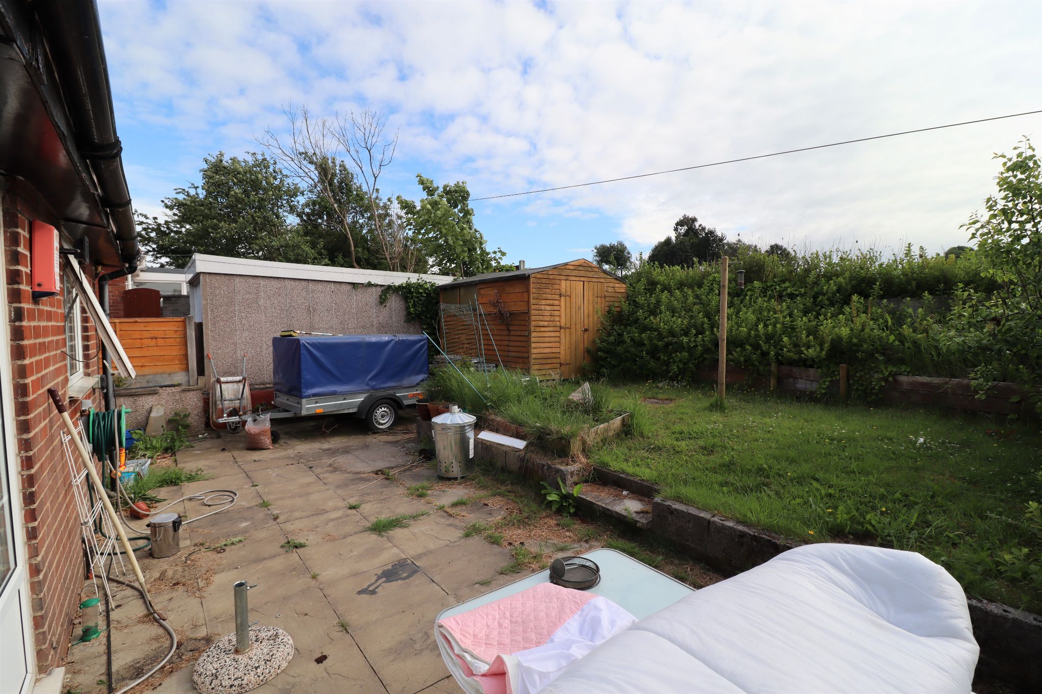 Secondary property image