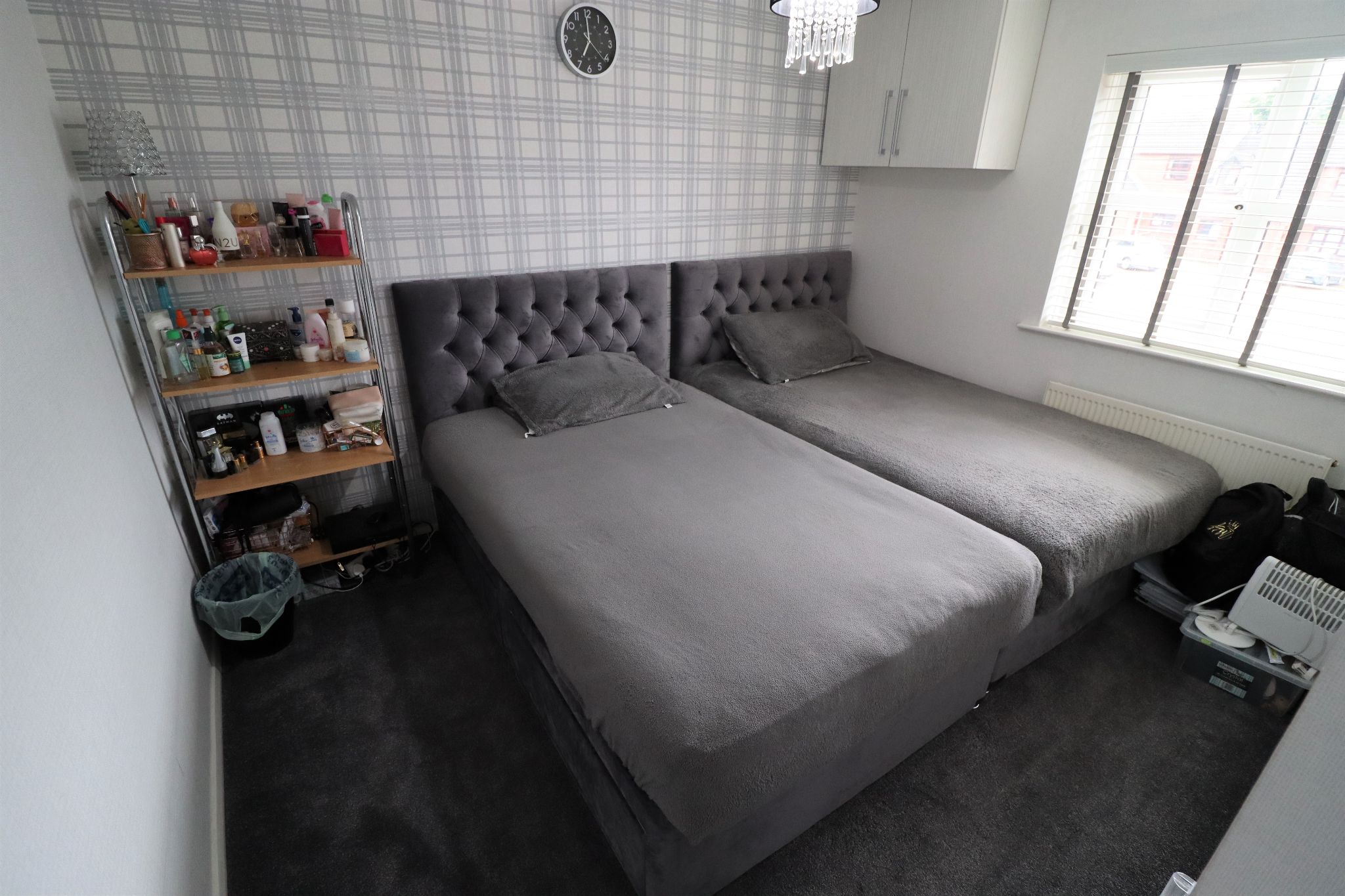 Secondary property image