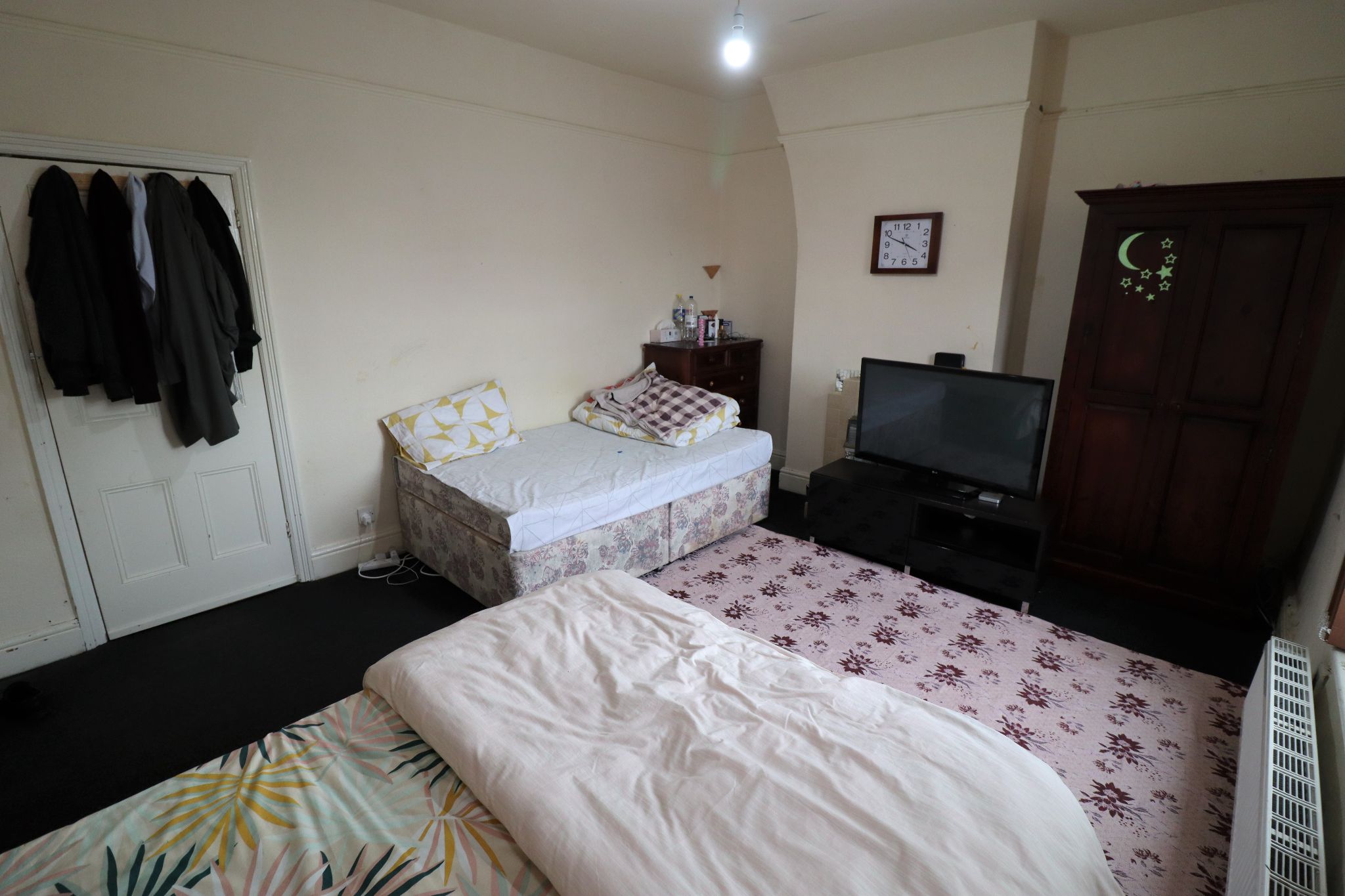 Secondary property image
