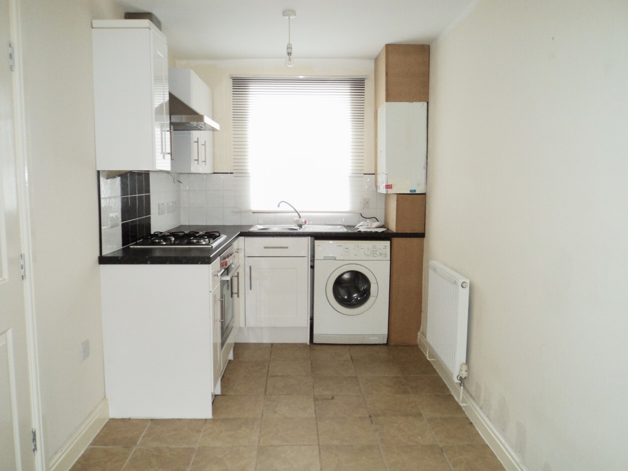 Secondary property image