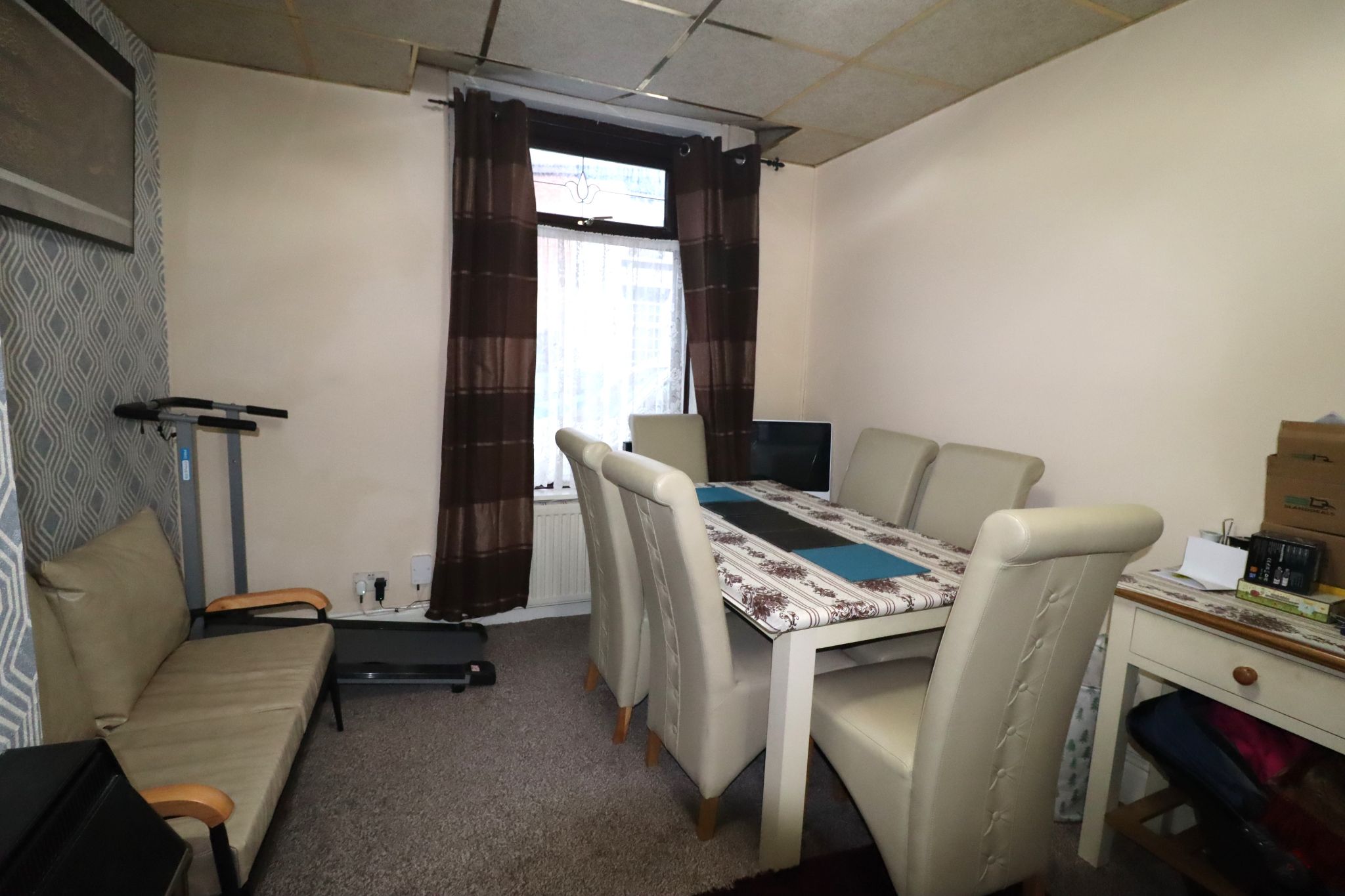 Secondary property image