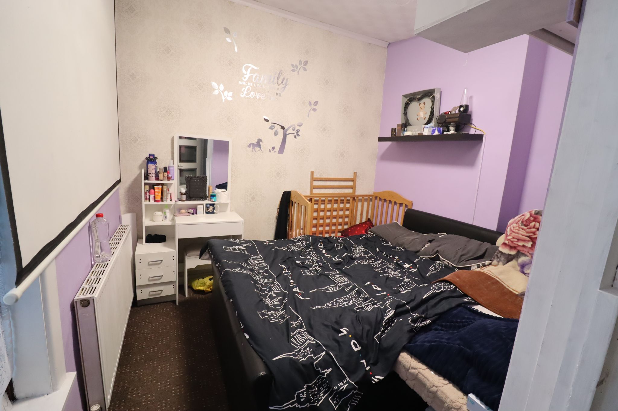 Secondary property image