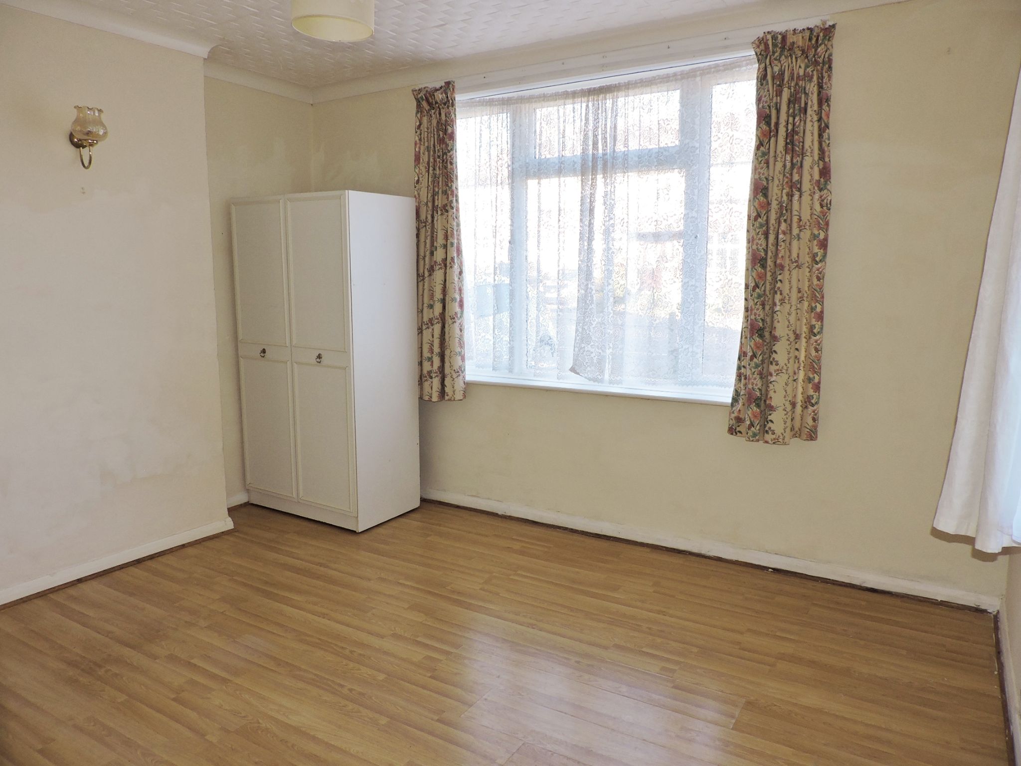 3 bedroom end terraced house To Let in New Malden - Property photograph