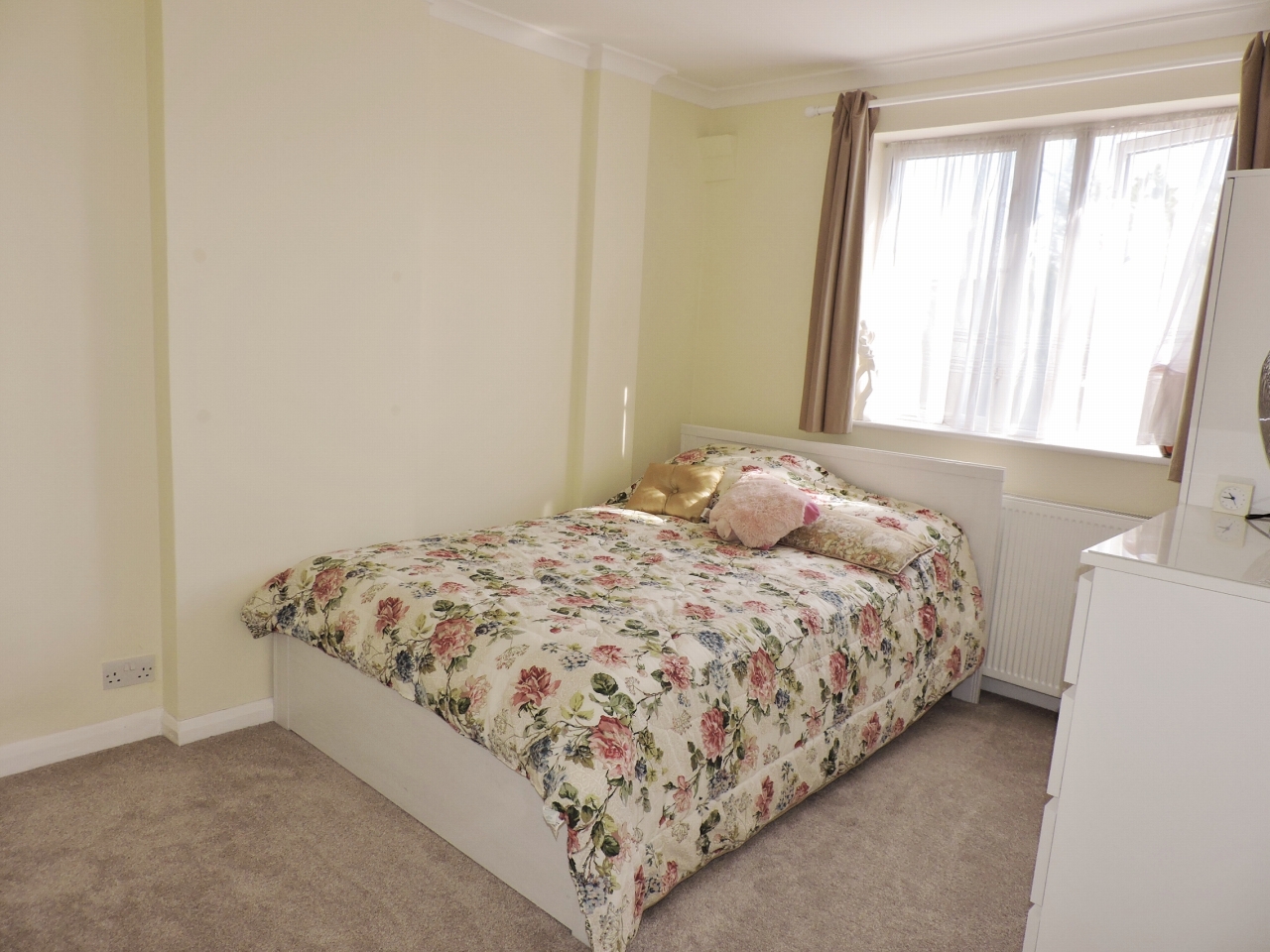1 bedroom Let in New Malden - Main Image
