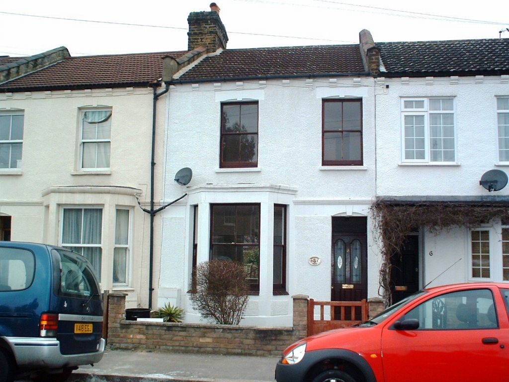 2 bedroom house Let in New Malden - Main Image