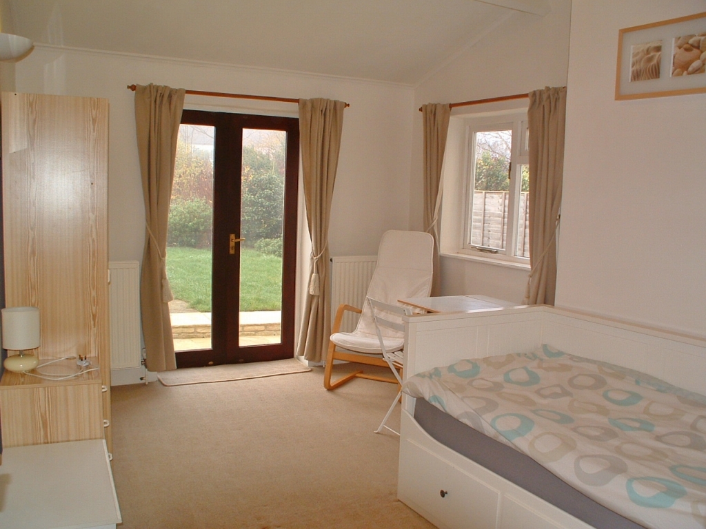1 bedroom Let in New Malden - Room Image