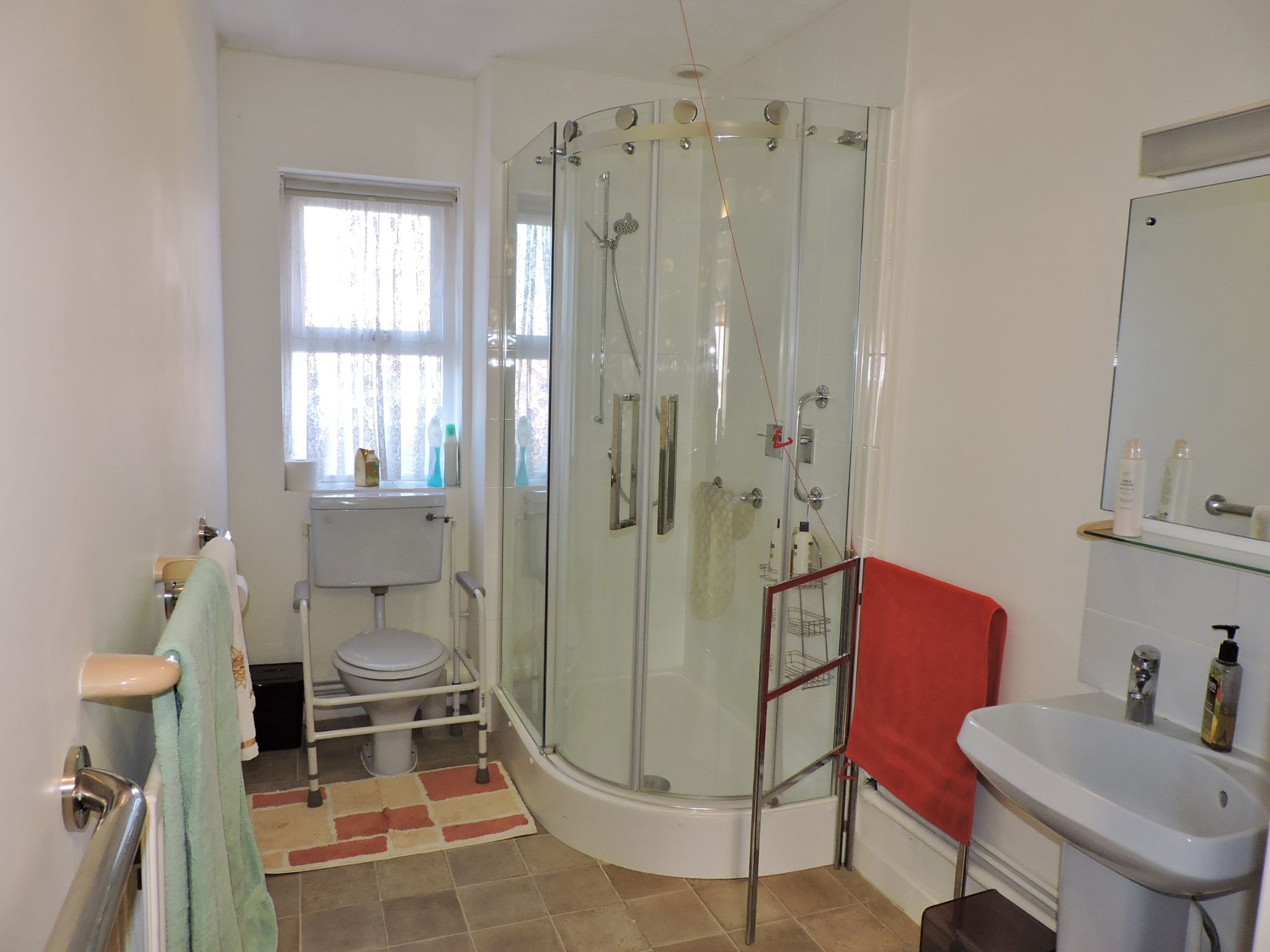 1 bedroom maisonette flat/apartment Sold in New Malden - Photograph 10