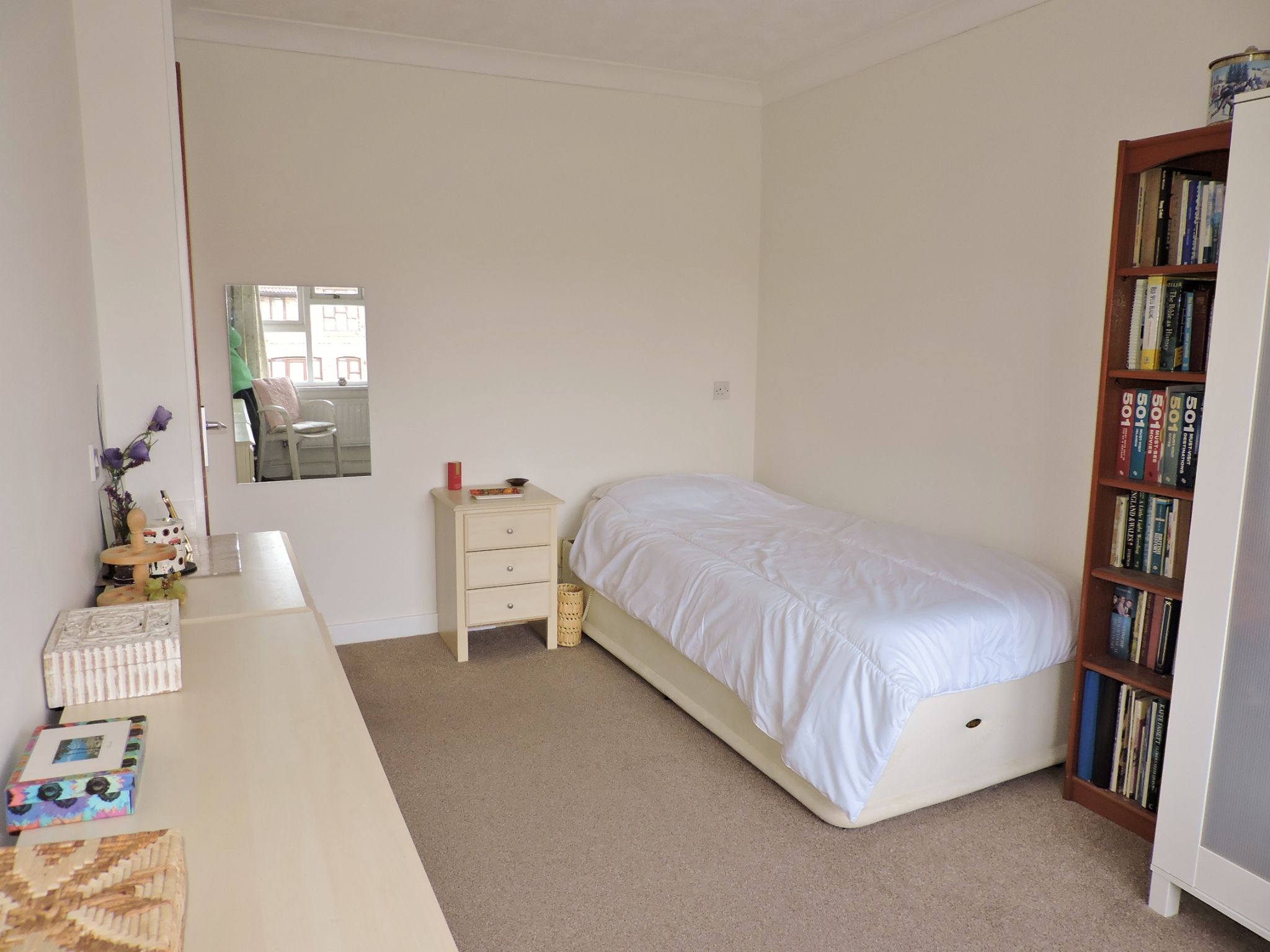 1 bedroom maisonette flat/apartment Sold in New Malden - Photograph 8