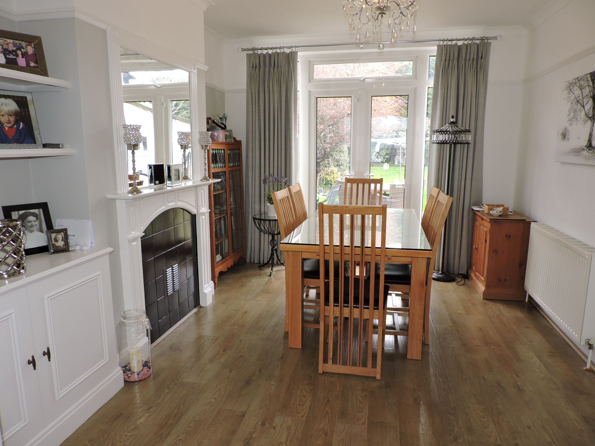 3 bedroom semi-detached house Sold in Epsom - Photograph 5