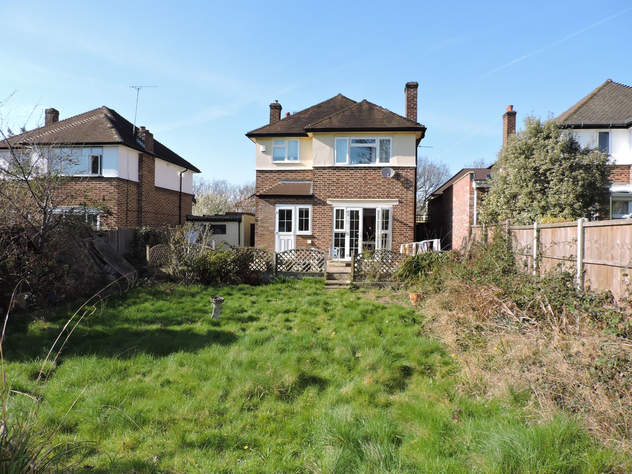 3 bedroom detached house Sold in New Malden - Photograph 15