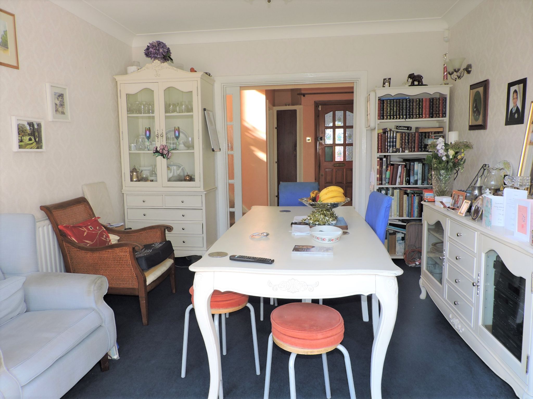 3 bedroom detached house Sold in New Malden - Photograph 5