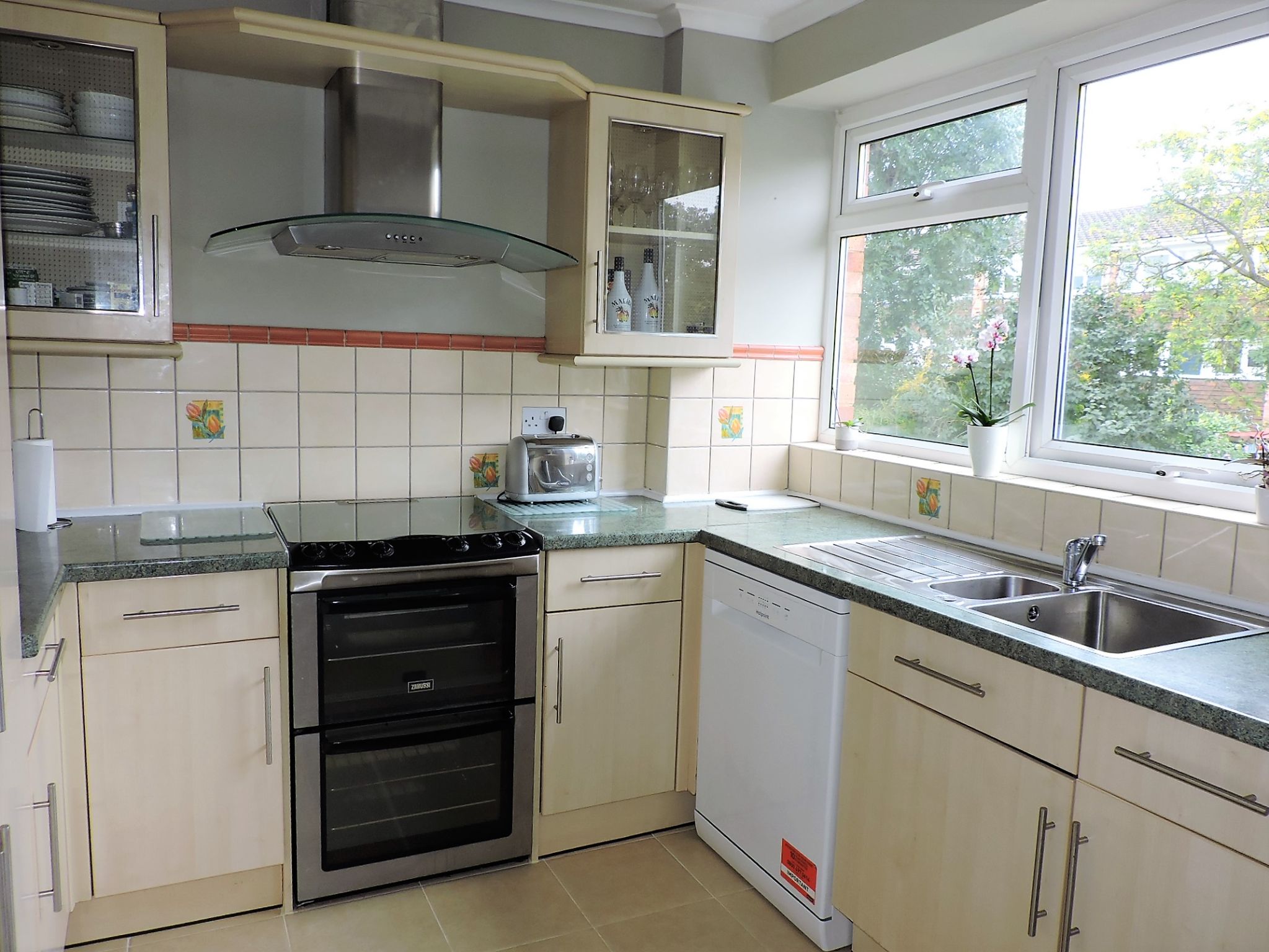 4 bedroom town house Sold in Richmond - Photograph 9