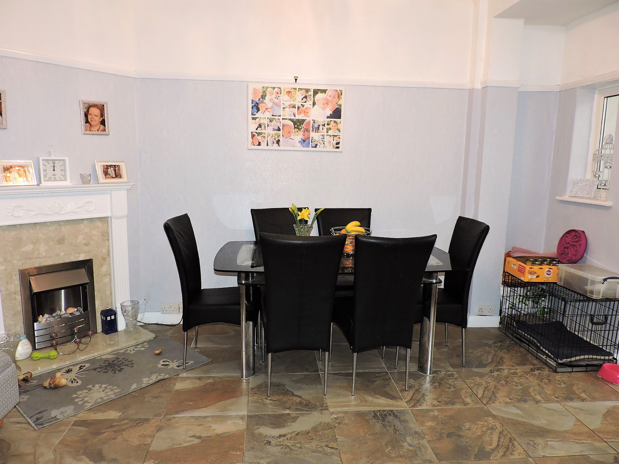 3 bedroom mid terraced house Sold in New Malden - Photograph 3