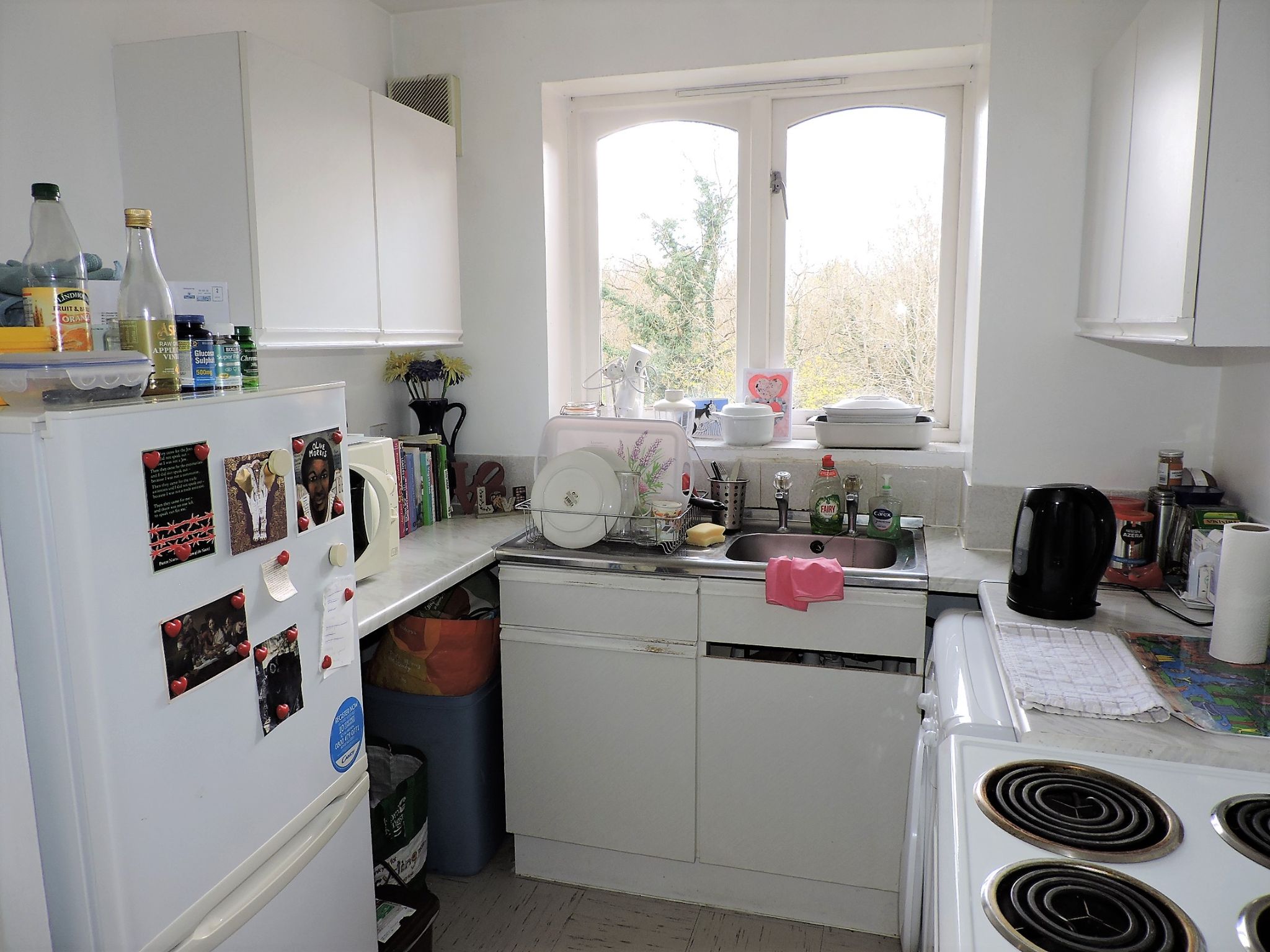 1 bedroom flat flat/apartment Sold in Worcester Park - Photograph 5