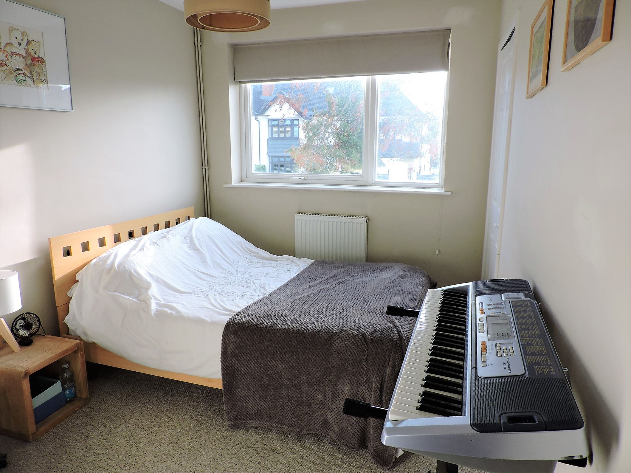 2 bedroom flat flat/apartment Sold in New Malden - Photograph 9