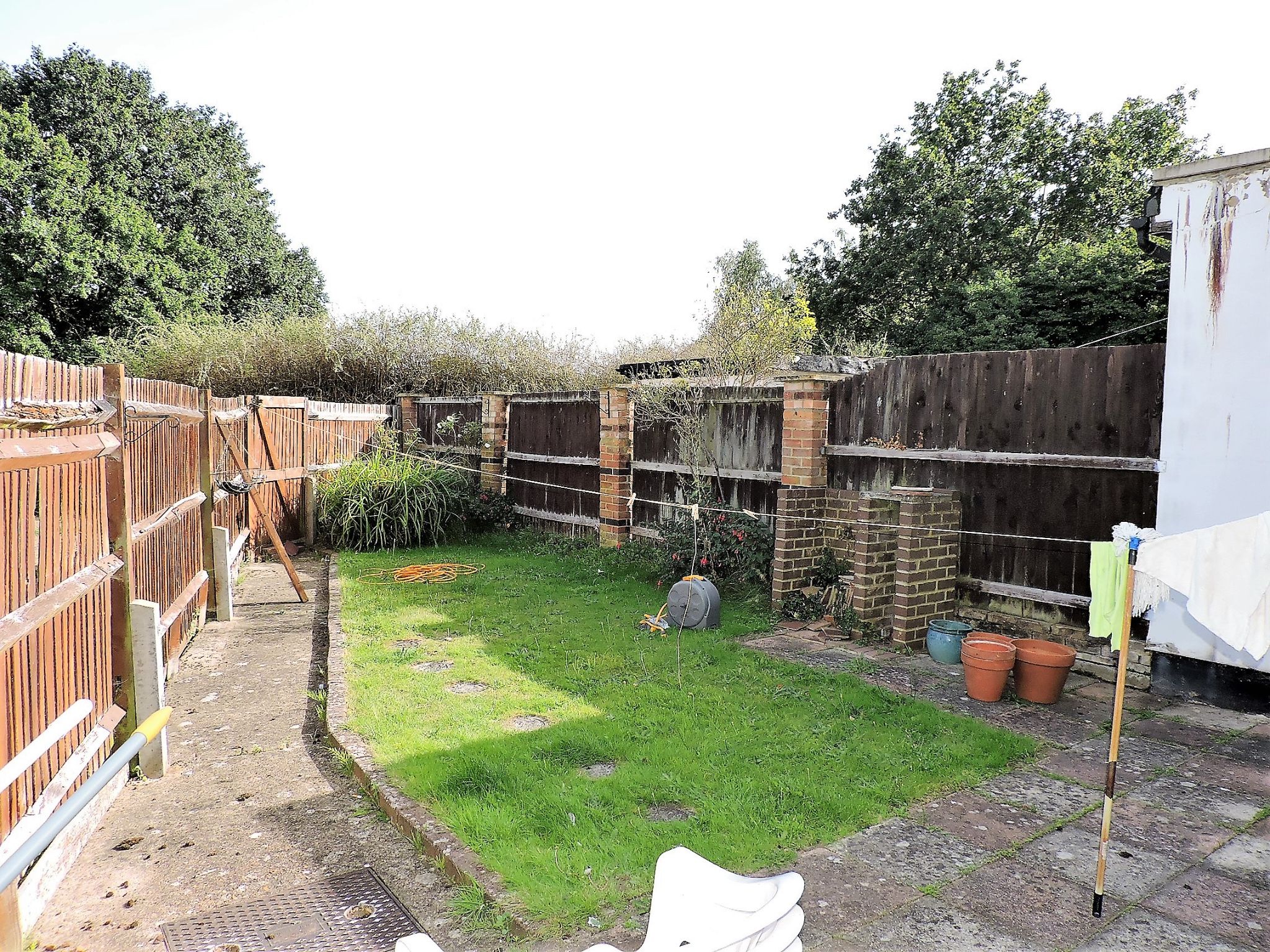 3 bedroom end terraced house Sold in Surbiton - Photograph 12