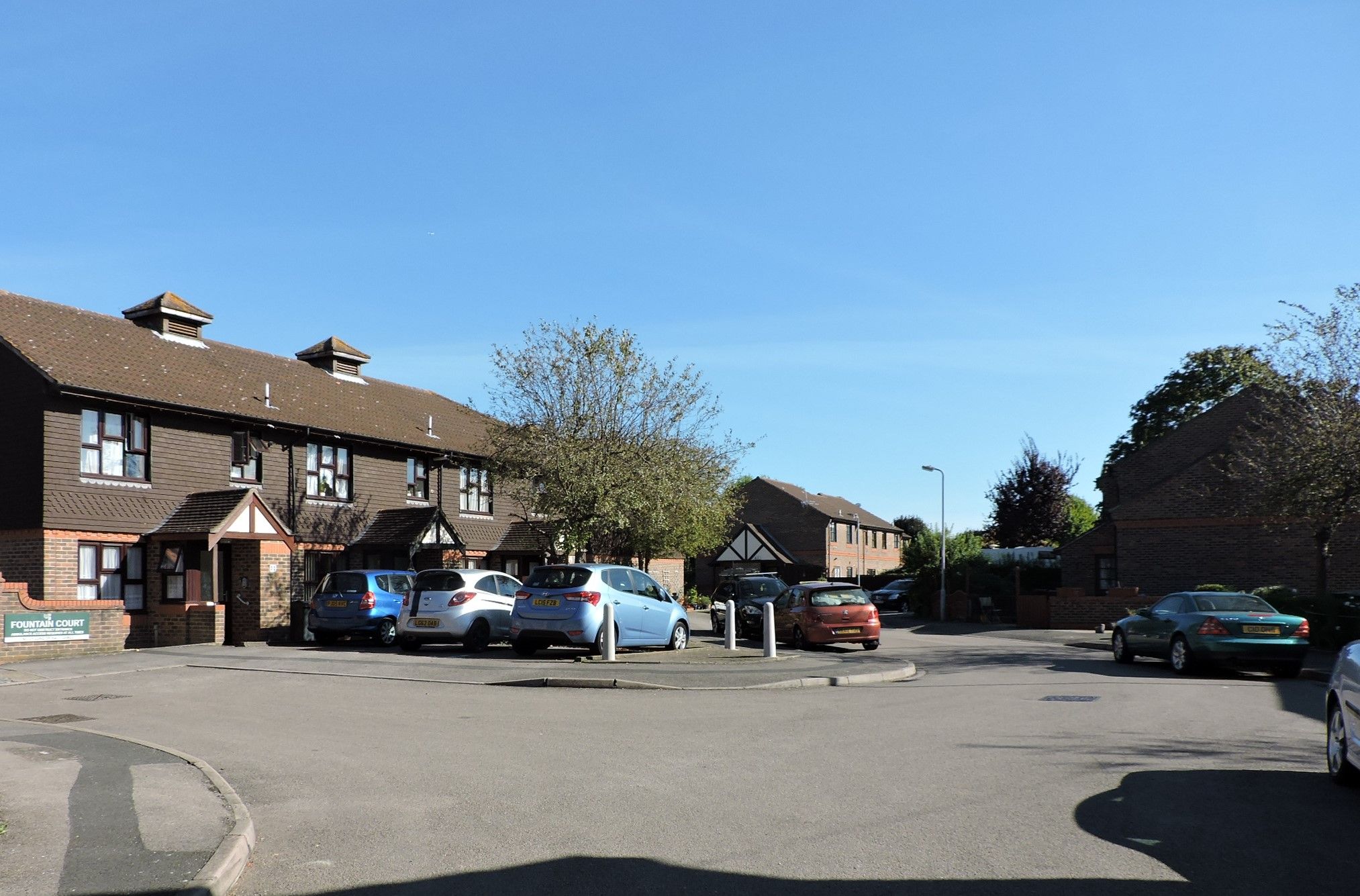 1 bedroom end terraced house To Let in New Malden - Photograph 18