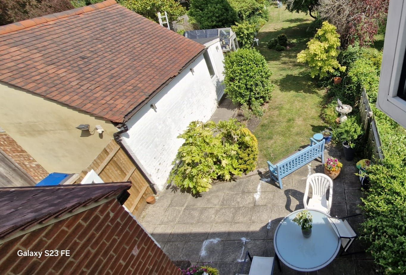 1 bedroom shared house To Let in Surbiton - Photograph 9