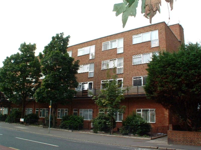 1 bedroom apartment flat/apartment Let in New Malden - Main Image